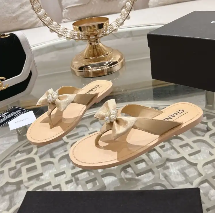 hype Chanel Slippers