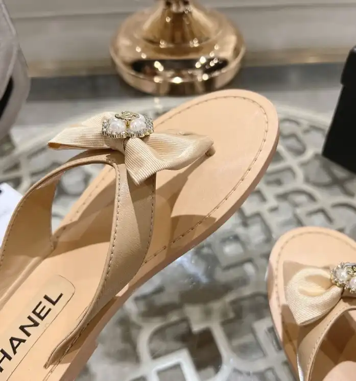 hype Chanel Slippers