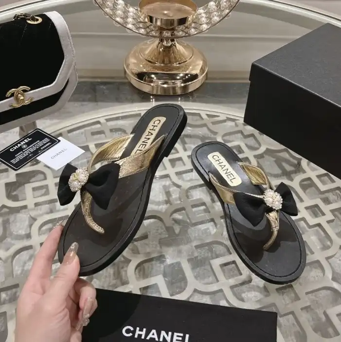 hype Chanel Slippers