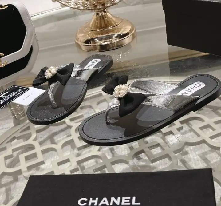 hype Chanel Slippers