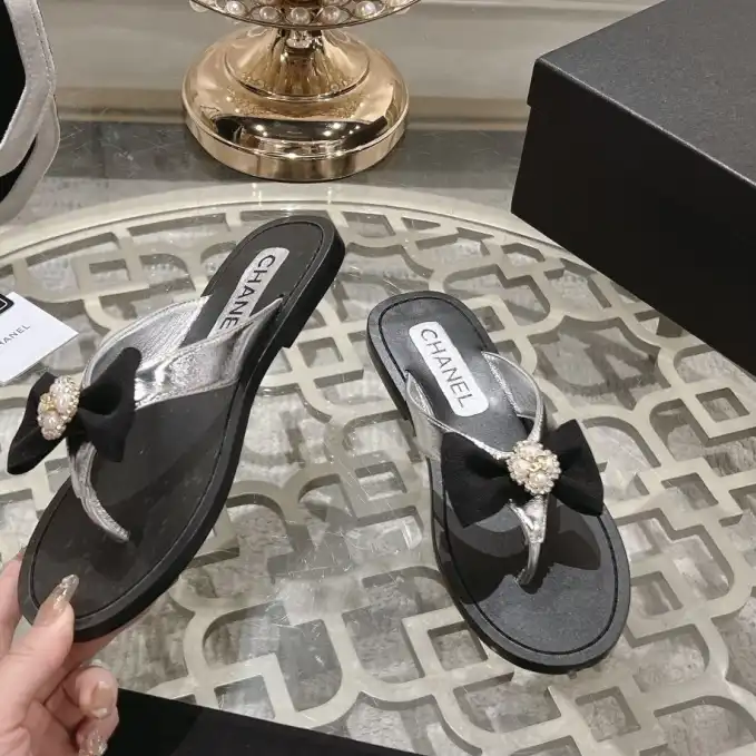 hype Chanel Slippers