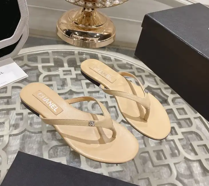 hype Chanel Slippers