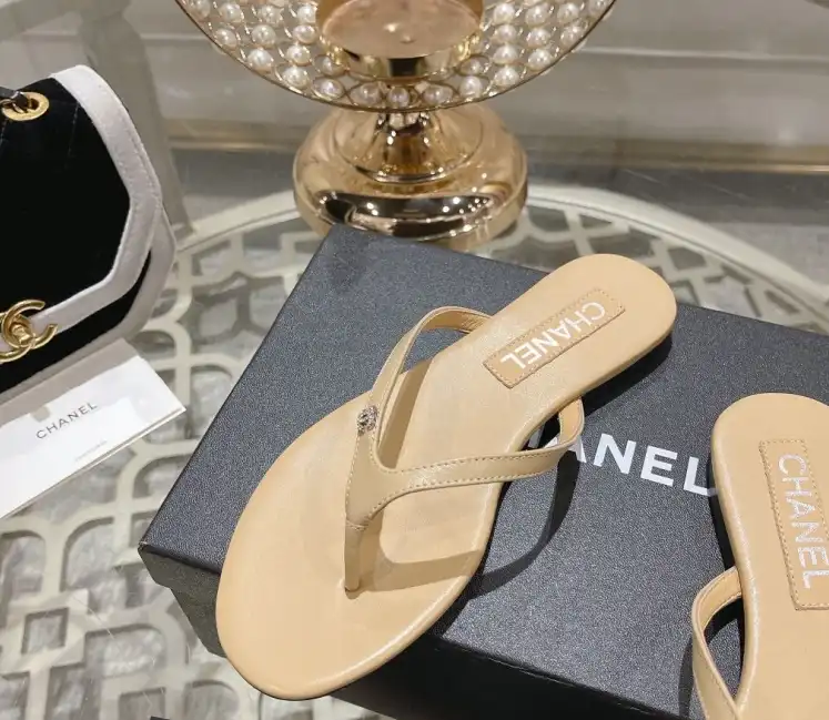 hype Chanel Slippers