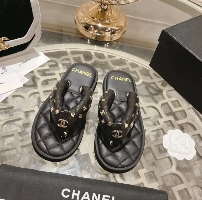 hype Chanel Slippers