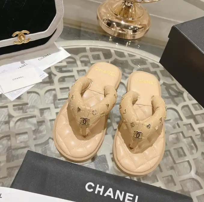 hype Chanel Slippers