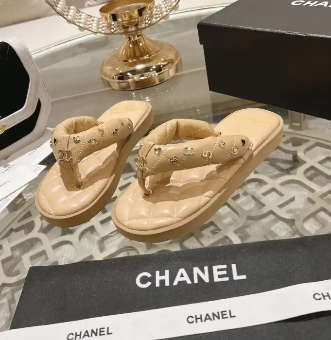 hype Chanel Slippers