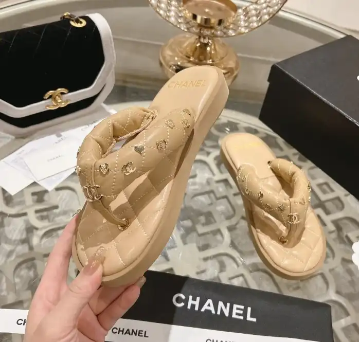 hype Chanel Slippers