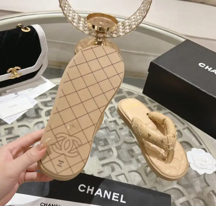 hype Chanel Slippers