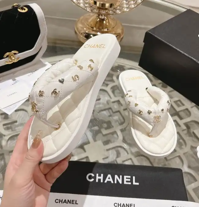 hype Chanel Slippers