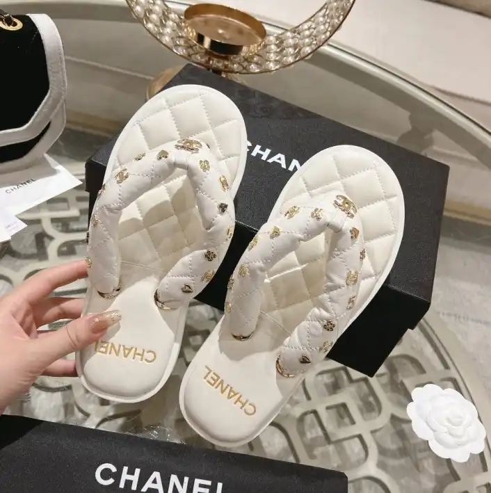 hype Chanel Slippers