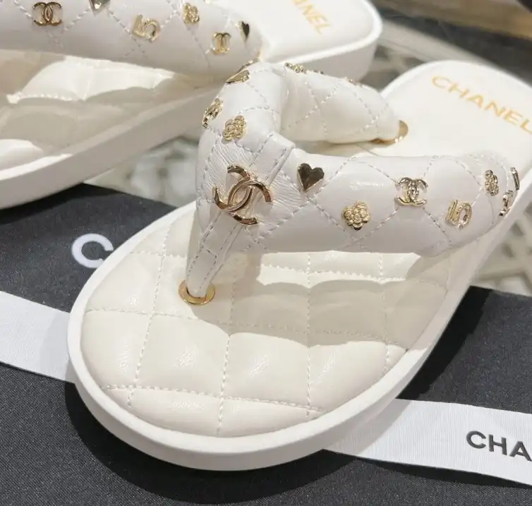 hype Chanel Slippers