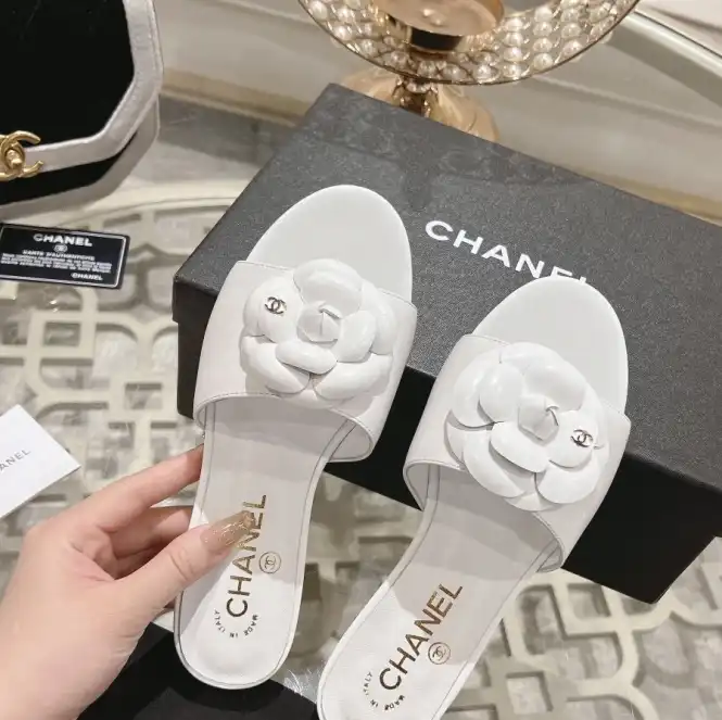 hype Chanel Slippers