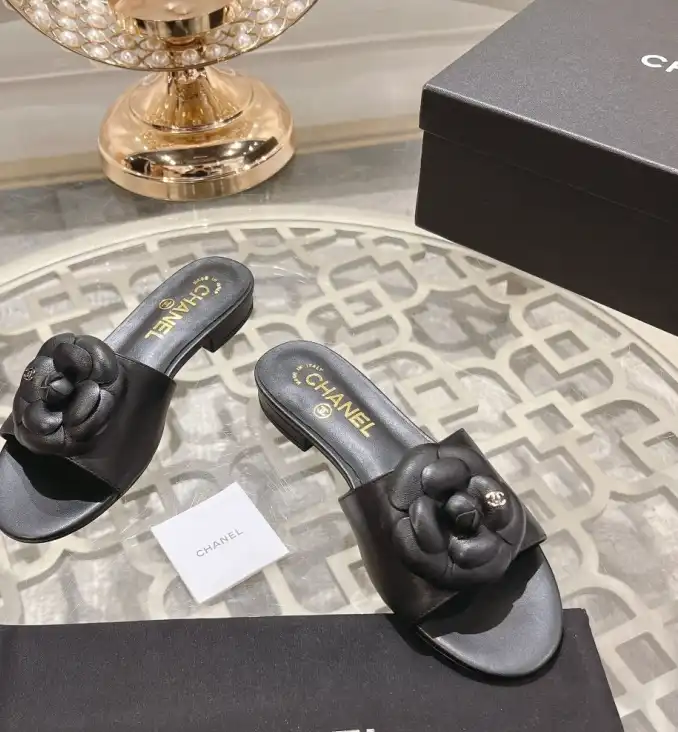 hype Chanel Slippers