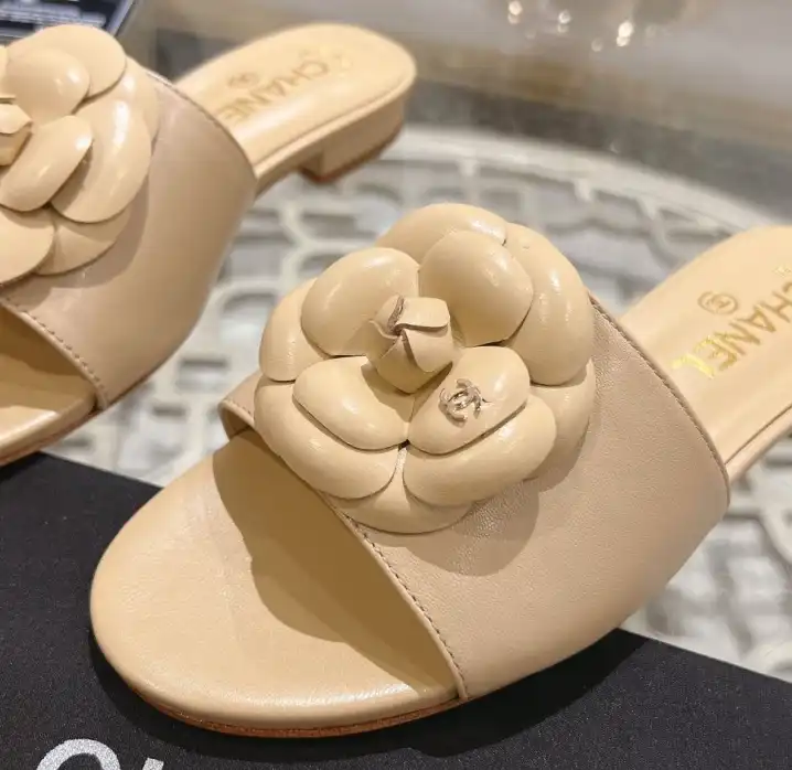 hype Chanel Slippers