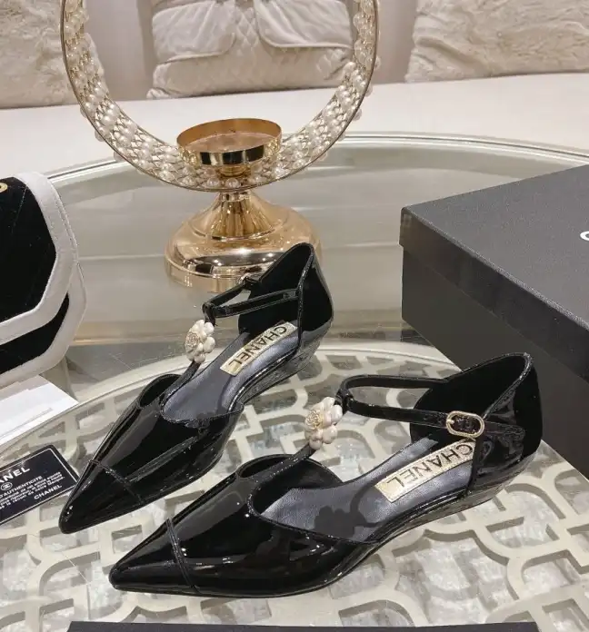 hype Chanel Sandals