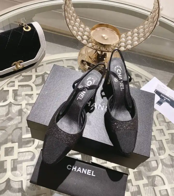 hype Chanel Sandals