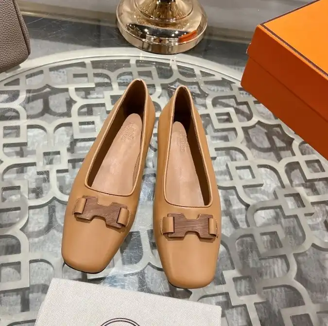 hype Hermes Leather Shoes