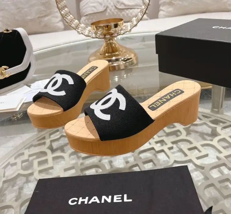 hype Chanel Slippers