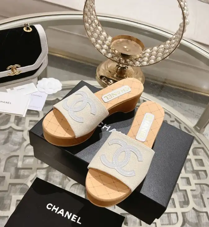 hype Chanel Slippers