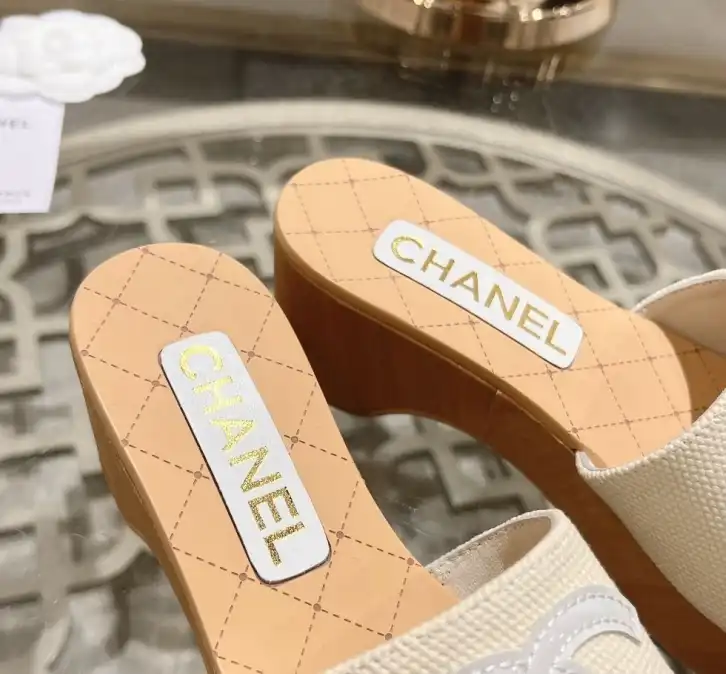 hype Chanel Slippers