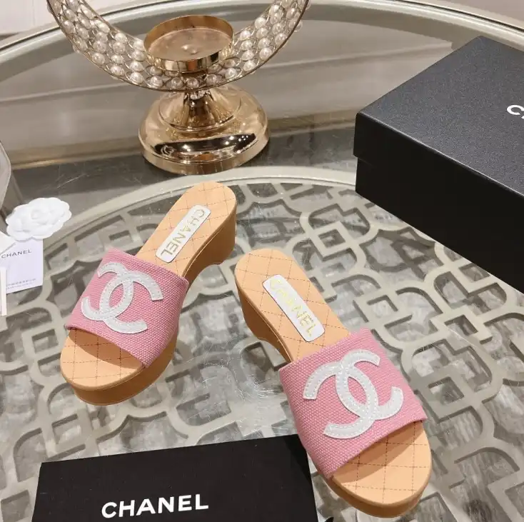 hype Chanel Slippers