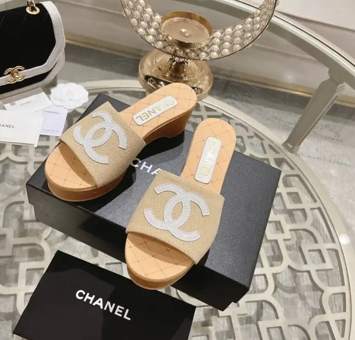 hype Chanel Slippers