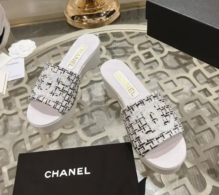 hype Chanel Slippers