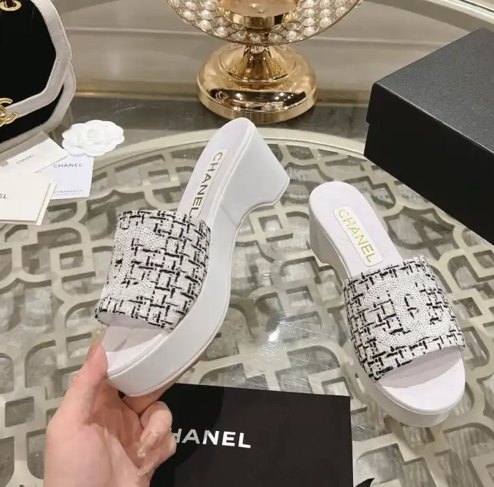 hype Chanel Slippers