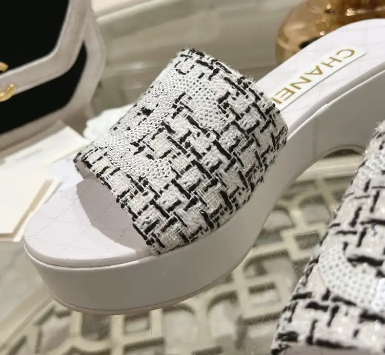 hype Chanel Slippers