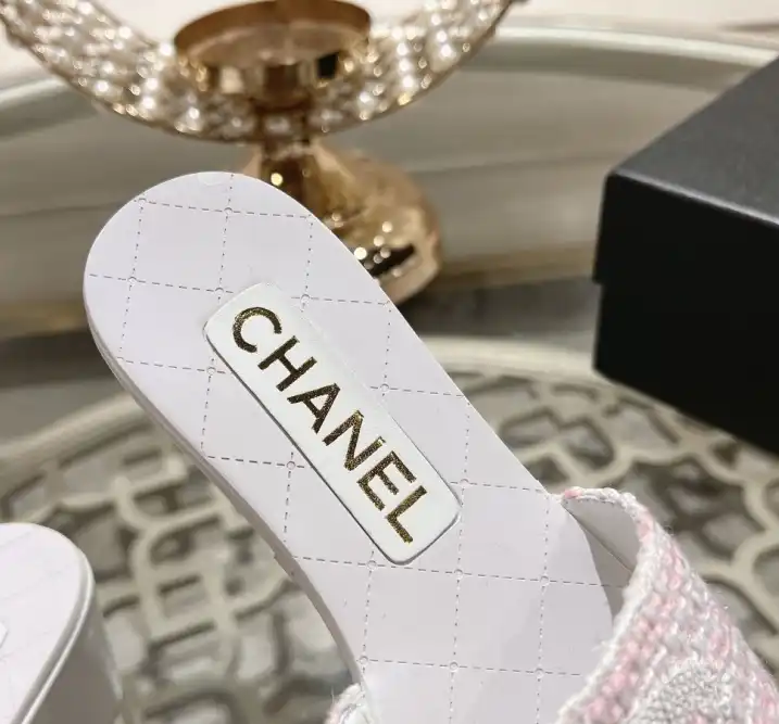 hype Chanel Slippers