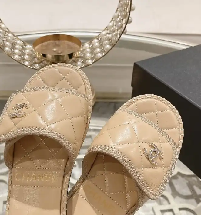 hype Chanel Slippers