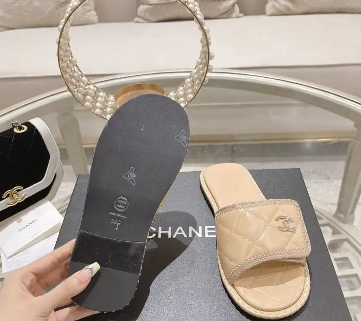 hype Chanel Slippers