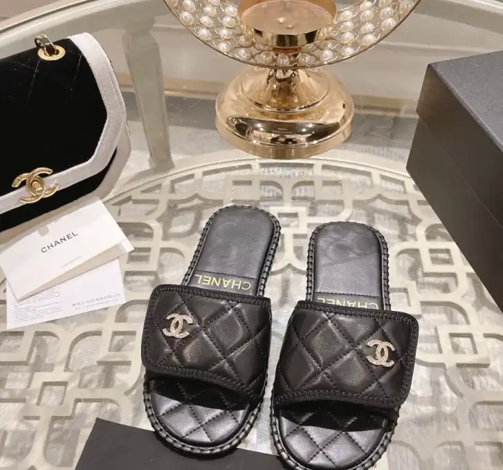 hype Chanel Slippers