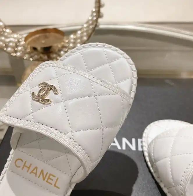 hype Chanel Slippers