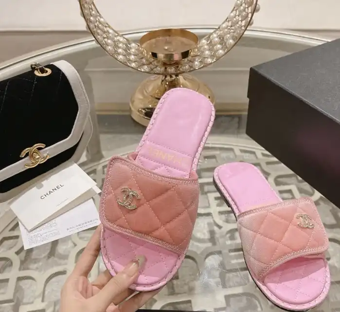 hype Chanel Slippers