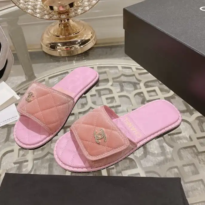 hype Chanel Slippers