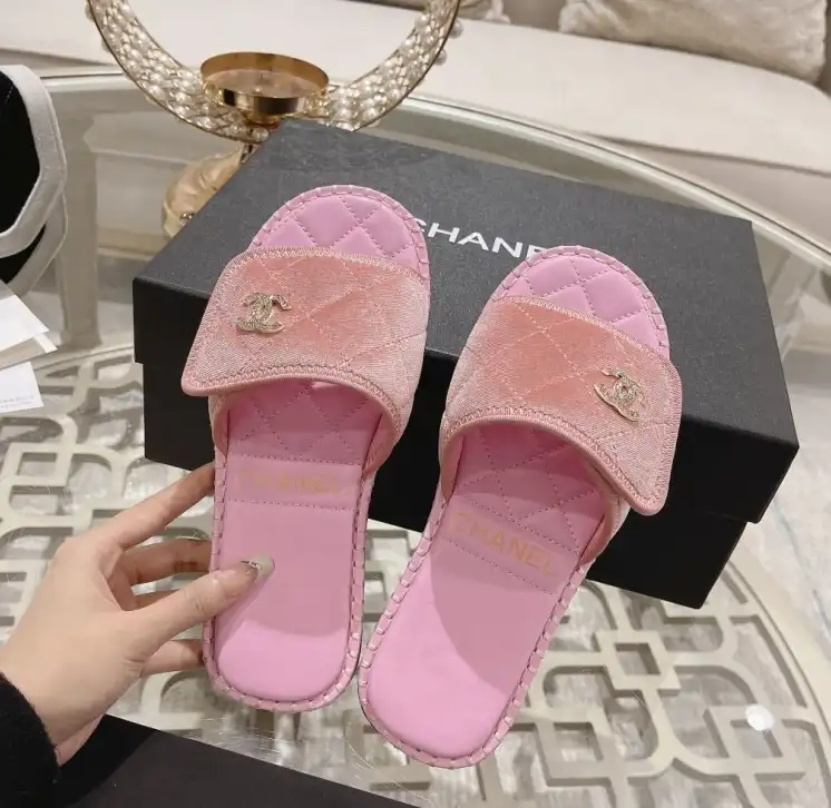 hype Chanel Slippers