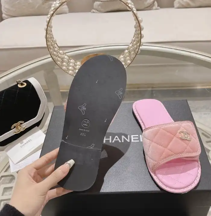 hype Chanel Slippers