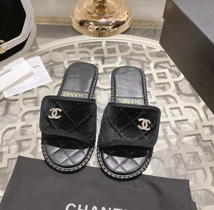 hype Chanel Slippers