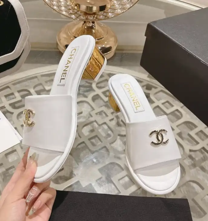 hype Chanel Slippers