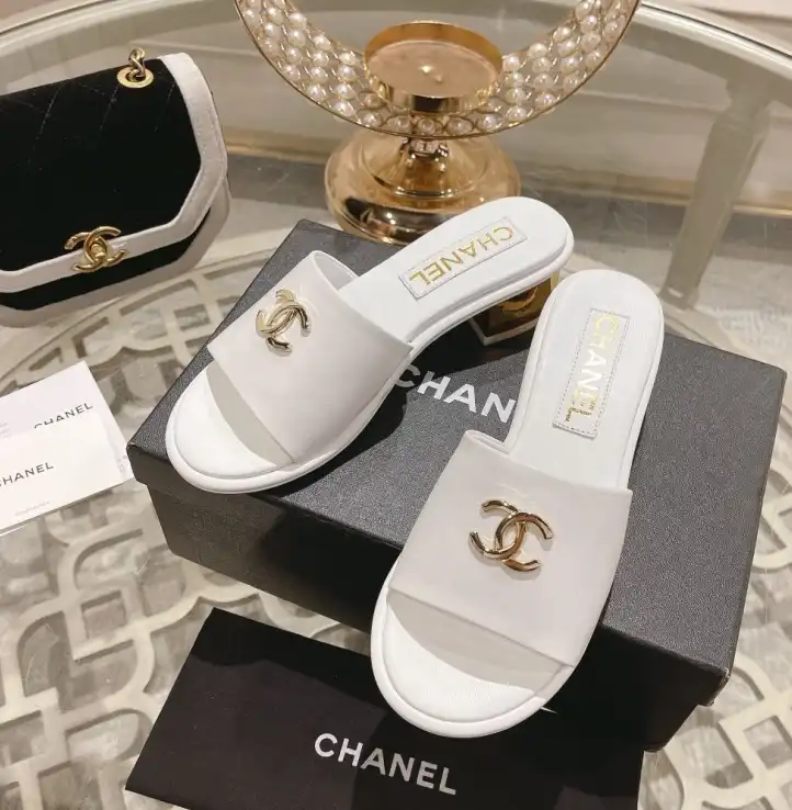 hype Chanel Slippers