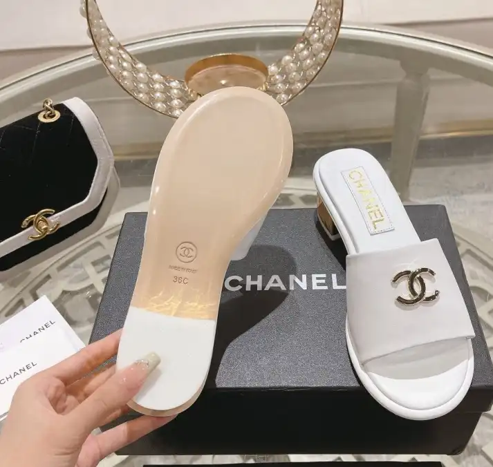 hype Chanel Slippers