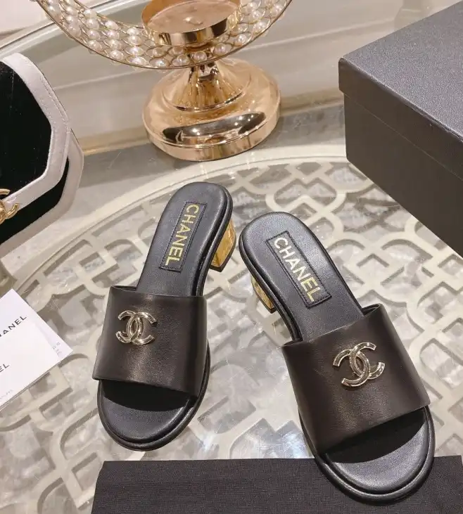 hype Chanel Slippers