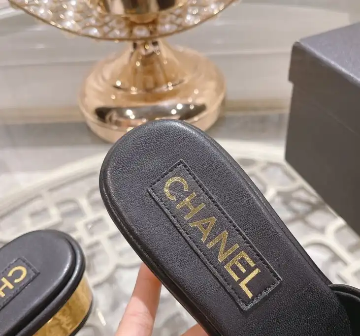 hype Chanel Slippers