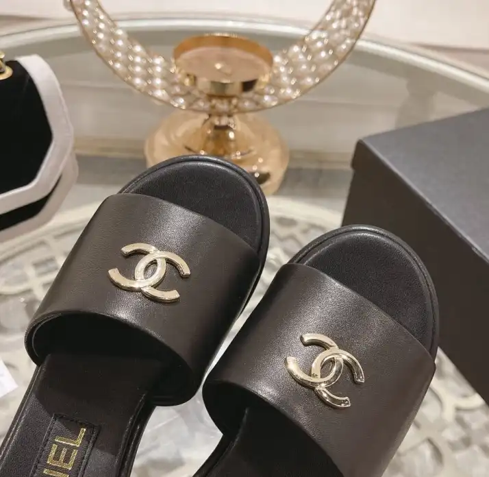 hype Chanel Slippers