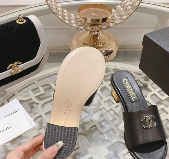 hype Chanel Slippers