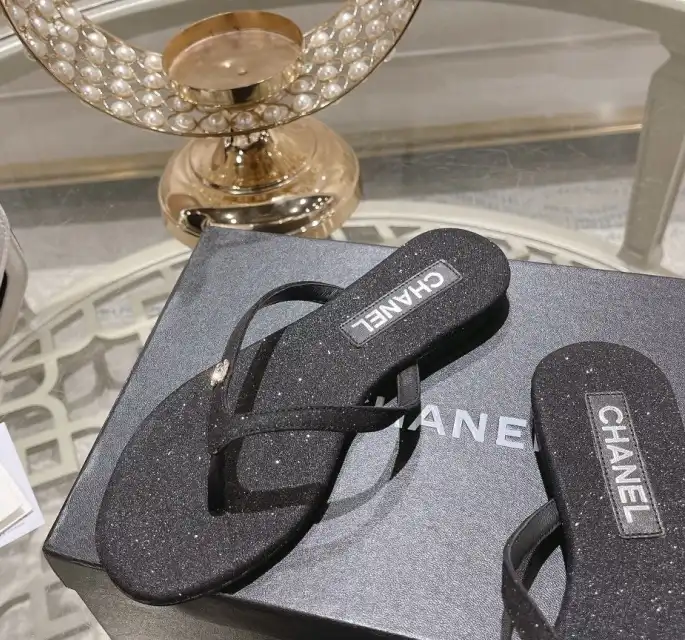 hype Chanel Slippers