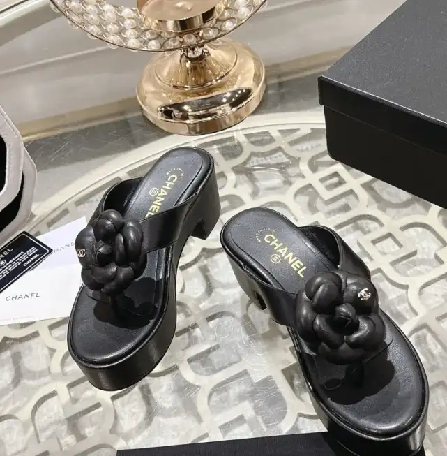 hype Chanel Slippers