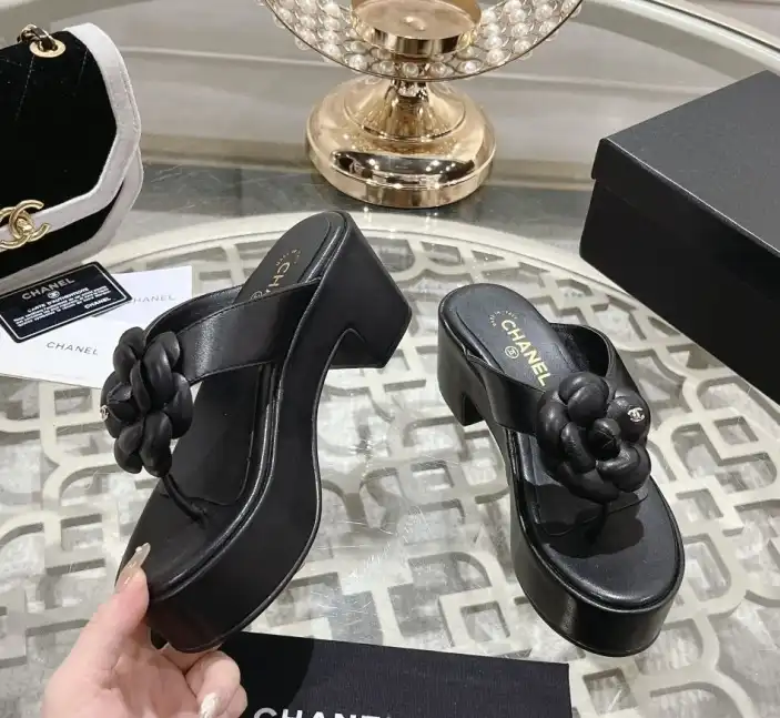 hype Chanel Slippers