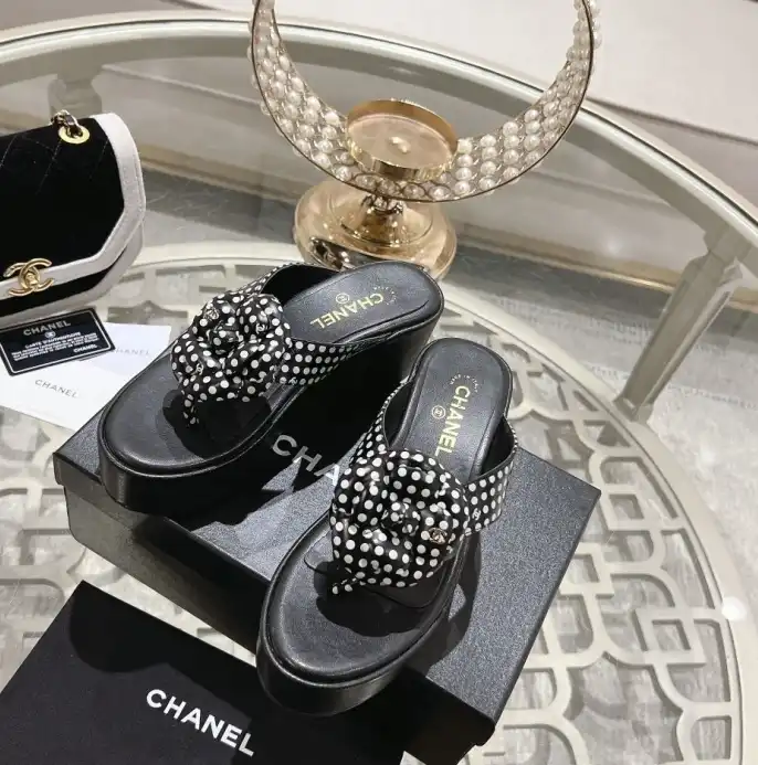 hype Chanel Slippers